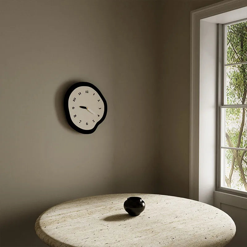 NNEOBA MOMO Scandinavian Wall Clock