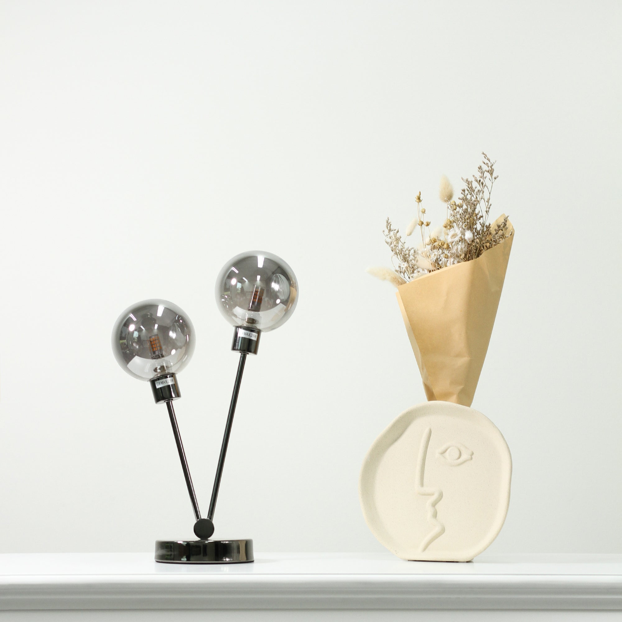 NNEDSZ Grette Table Lamp